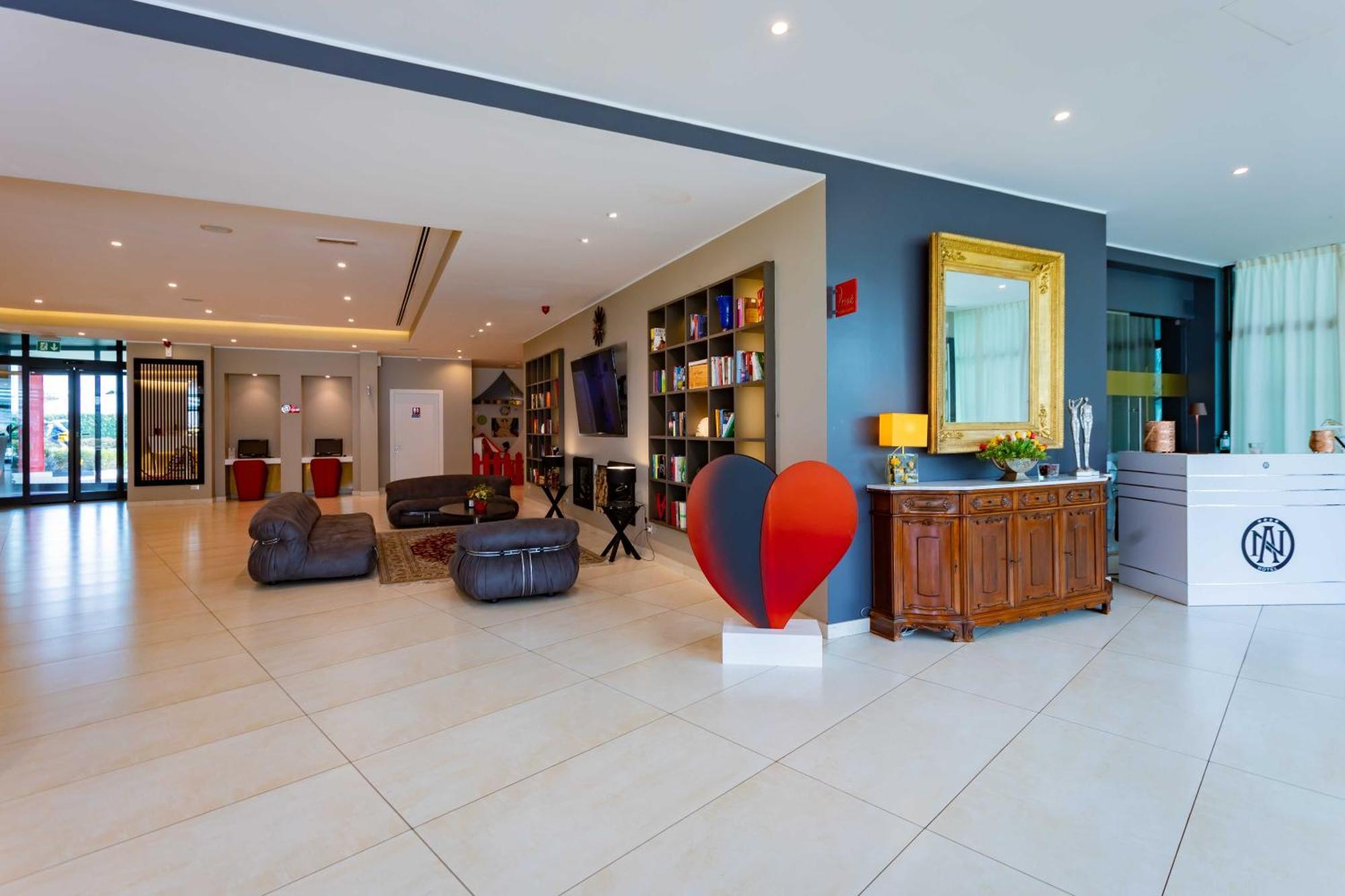 Hotel ibis Styles Milano Est Settala Esterno foto