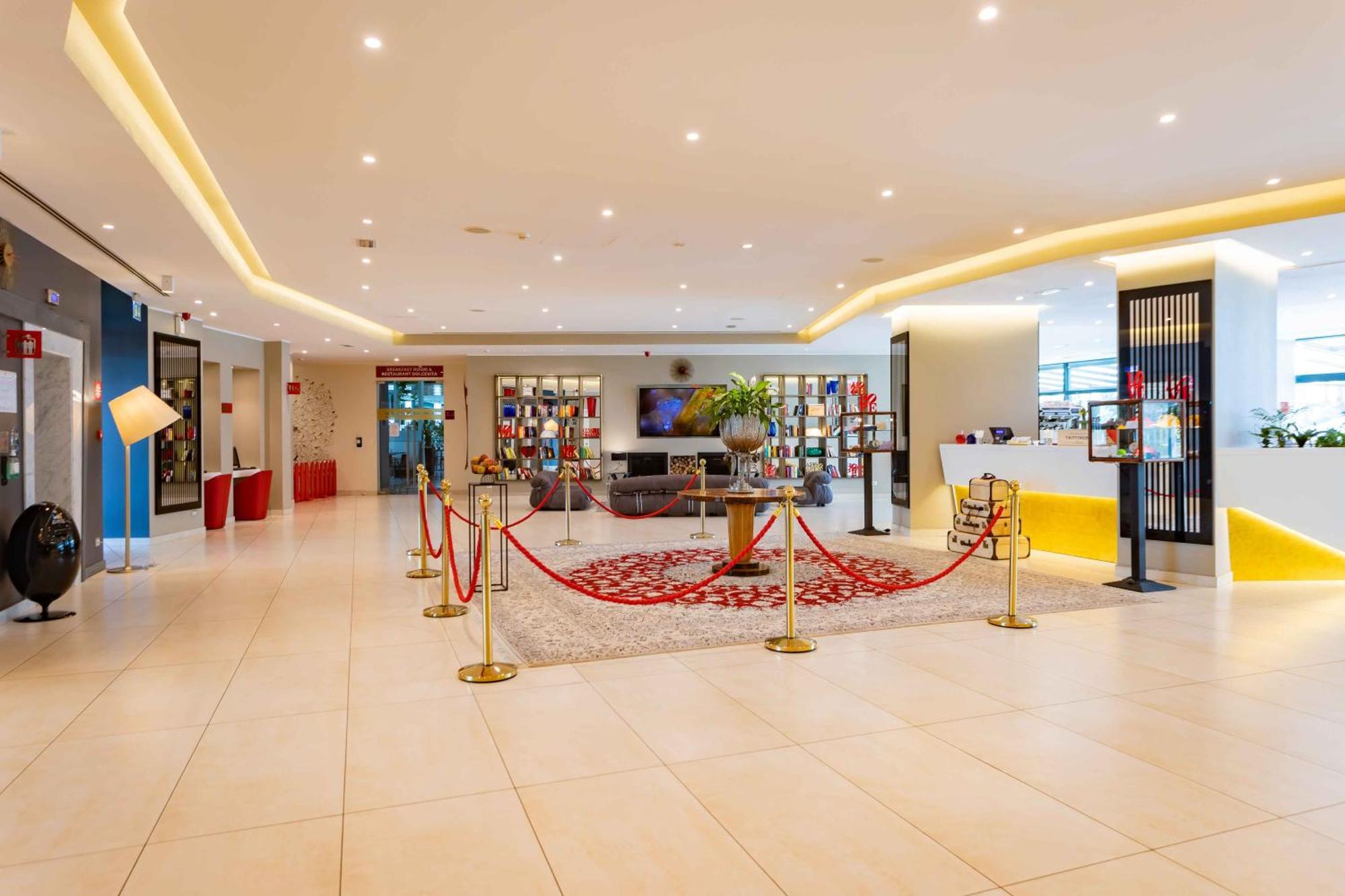 Hotel ibis Styles Milano Est Settala Esterno foto