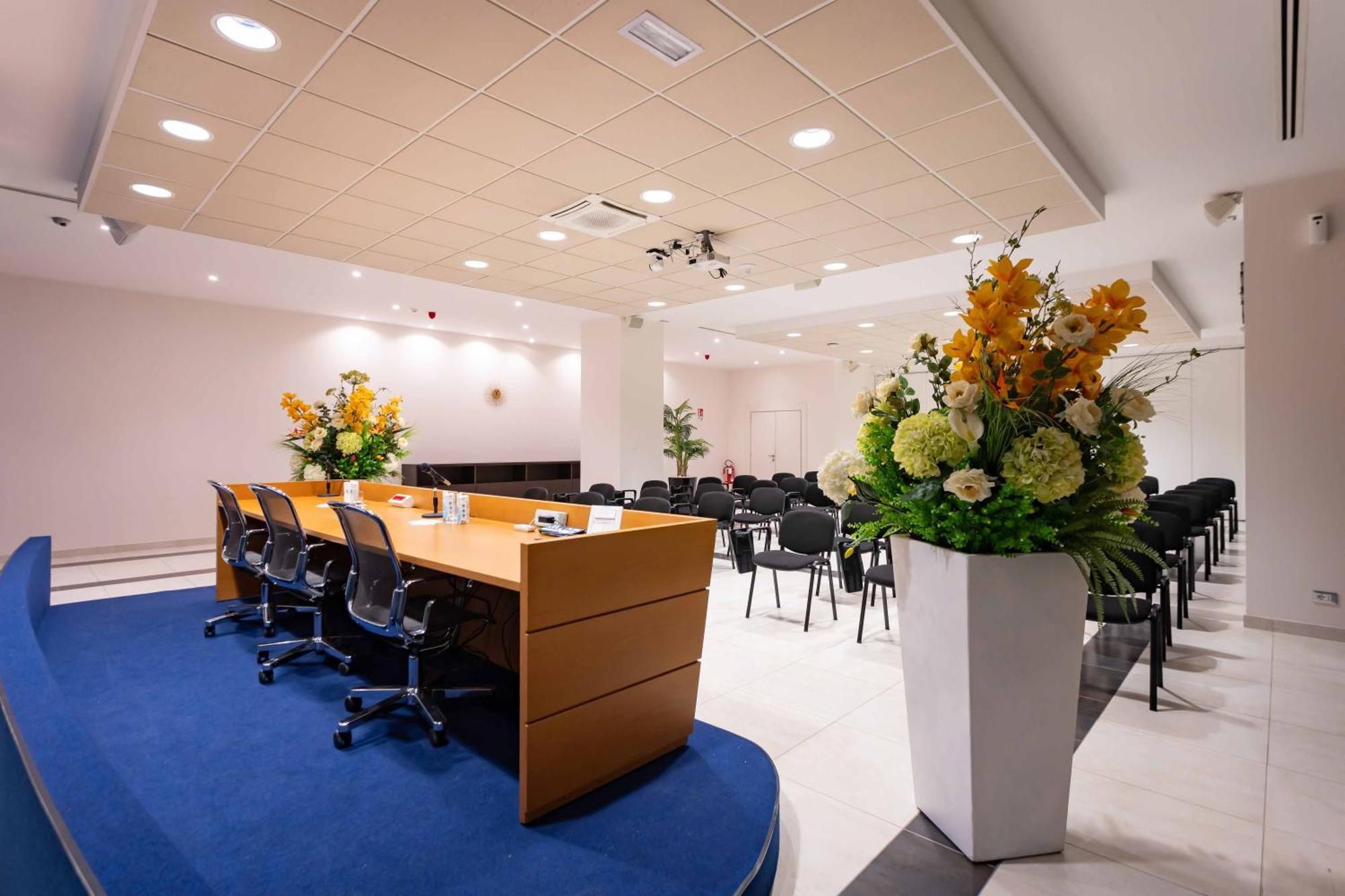 Hotel ibis Styles Milano Est Settala Esterno foto