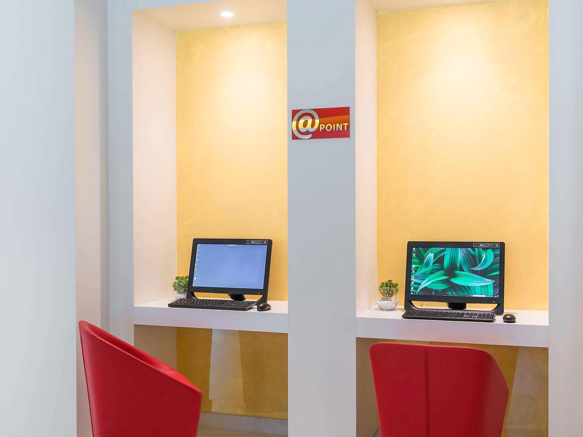 Hotel ibis Styles Milano Est Settala Esterno foto